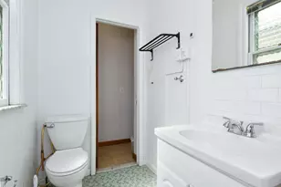 241 Maple St, Secaucus, NJ 07094 - Photo 23
