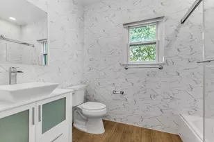 28 Giles Ave, Jersey City, NJ 07306 - Photo 9