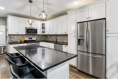 360 Bramhall Ave, Jersey City, NJ 07304 - Photo 3