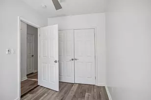 26 Olean Ave, Jersey City, NJ 07304 - Photo 29