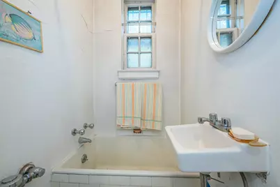 50 Glenwood Ave #108, Jersey City, NJ 07306 - Photo 5