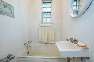 50 Glenwood Ave, Jersey City, NJ 07306 - Photo 5