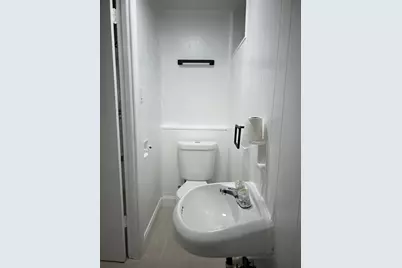 84 Clendenny Ave, Jersey City, NJ 07304 - Photo 35