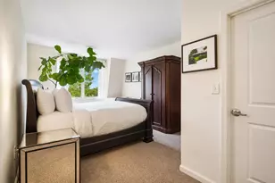 15 Enterprise Ct, Jersey City, NJ 07305 - Photo 9