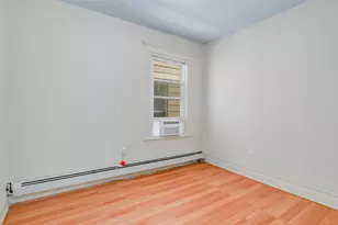 27 Romaine Ave, Jersey City, NJ 07306 - Photo 9
