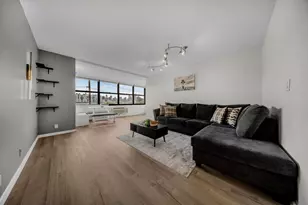 7002 Blvd E, Guttenberg, NJ 07093 - Photo 5