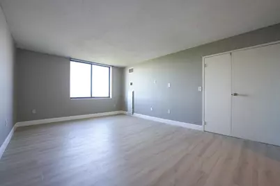 1021 Harmon Cove Tower #1021, Secaucus, NJ 07094 - Photo 27