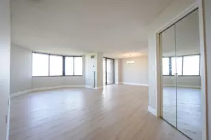 1021 Harmon Cove Tower, Secaucus, NJ 07094 - Photo 7