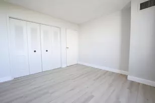 1021 Harmon Cove Tower, Secaucus, NJ 07094 - Photo 35