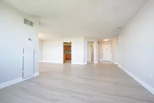 1021 Harmon Cove Tower, Secaucus, NJ 07094 - Photo 9