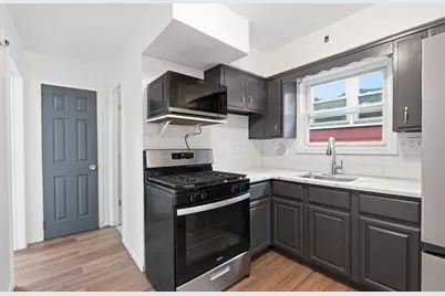 17 Linden Ave, Jersey City, NJ 07305 - Photo 7