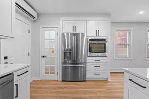 24 Park St, Jersey City, NJ 07304 - Photo 13