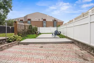 24 Park St, Jersey City, NJ 07304 - Photo 29
