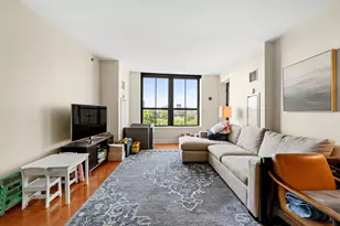 1025 Maxwell Ln, Hoboken, NJ 07030 - Photo 5