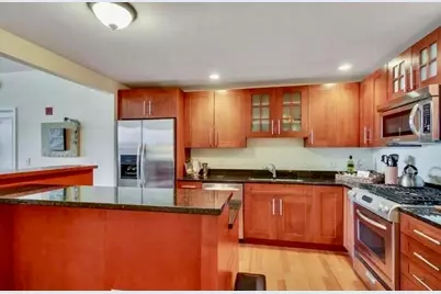 1025 Maxwell Lane #1008, Hoboken, NJ 07030 - Photo 3