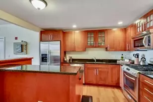 1025 Maxwell Ln, Hoboken, NJ 07030 - Photo 3