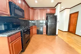 107 Oxford Ave, Jersey City, NJ 07304 - Photo 3