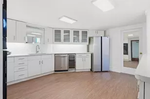 299 Pavonia Ave, Jersey City, NJ 07302 - Photo 11