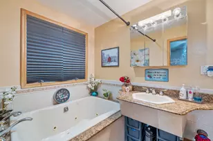 666 Kennedy Blvd, Bayonne, NJ 07002 - Photo 11