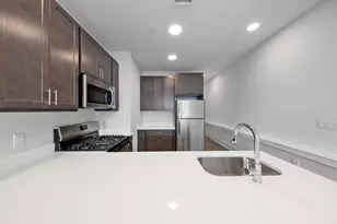 660 Grand St, Jersey City, NJ 07304 - Photo 3