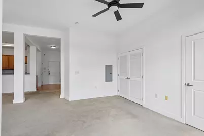 3 Greenwich Dr #97, Jersey City, NJ 07305 - Photo 19