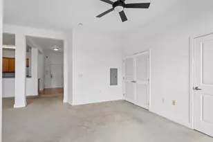 3 Greenwich Dr, Jersey City, NJ 07305 - Photo 19