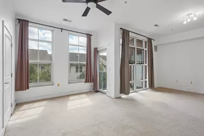 3 Greenwich Dr #97, Jersey City, NJ 07305 - Photo 21