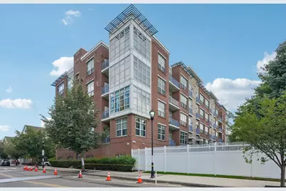 3 Greenwich Dr #97, Jersey City, NJ 07305 - Photo 37