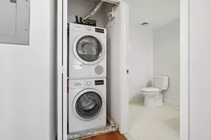 1 2nd St, Jersey City, NJ 07302 - Photo 29