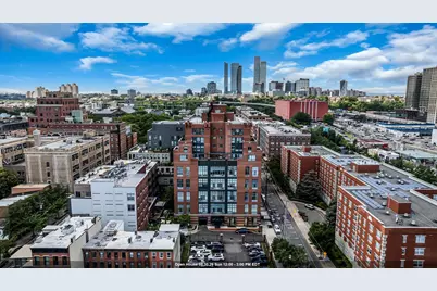 205 10th St #5N, Jersey City, NJ 07302 - Photo 1