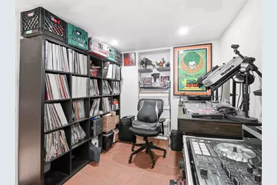 211 Plainfield Ave, Jersey City, NJ 07306 - Photo 13