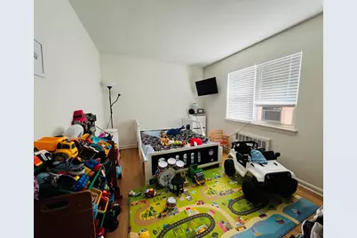 241 Passaic St, Rochelle Park Township, NJ 07652 - Photo 3