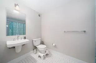 700 Grove St, Jersey City, NJ 07310 - Photo 5