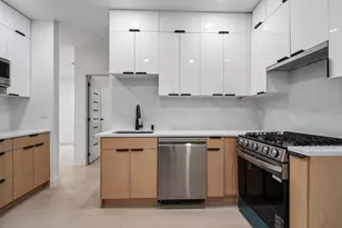 423 Aurora Ave, Cliffside Park, NJ 07010 - Photo 15