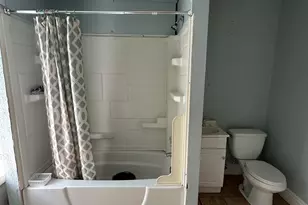 184 Van Horne St, Jersey City, NJ 07304 - Photo 23