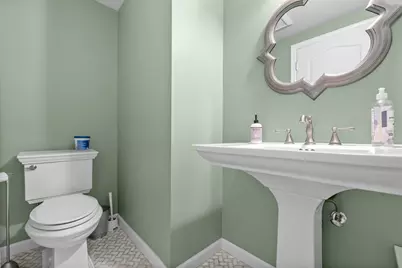926 Norgate Dr, Ridgewood, NJ 07450 - Photo 7