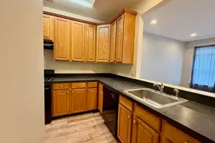 6 McMartin Ct, Jersey City, NJ 07305 - Photo 7