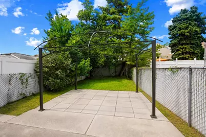 731 Humboldt St, Secaucus, NJ 07094 - Photo 23