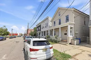 12 Prospect Ave, Bayonne, NJ 07002 - Photo 3
