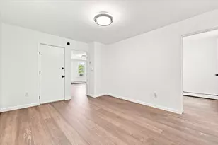 12 Prospect Ave, Bayonne, NJ 07002 - Photo 5