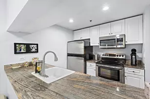2 Constitution Ct, Hoboken, NJ 07030 - Photo 11