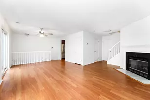 19 Cottonwood St, Jersey City, NJ 07305 - Photo 9