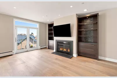 208 Shearwater Ct West #71, Jersey City, NJ 07305 - Photo 5