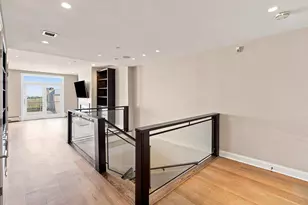 208 Shearwater Ct W, Jersey City, NJ 07305 - Photo 17