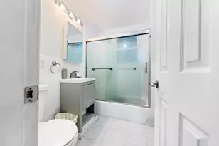 13 Meadow St, Bayonne, NJ 07002 - Photo 23