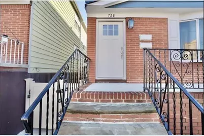 728 Kennedy Blvd #3, Bayonne, NJ 07087 - Photo 3