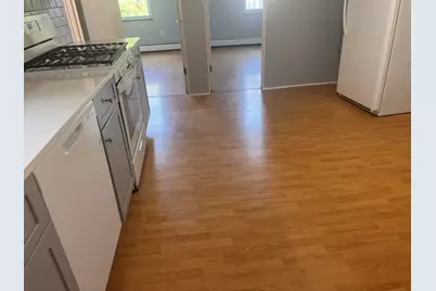 668-670 Kennedy Blvd #8, Bayonne, NJ 07002 - Photo 3