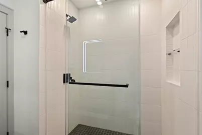 6115 Blvd East #1, West New York, NJ 07093 - Photo 17