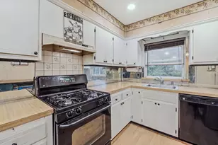 1311 28th St, North Bergen, NJ 07047 - Photo 21
