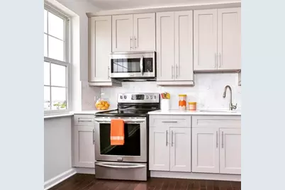 304 Broadway #107, Bayonne, NJ 07002 - Photo 5